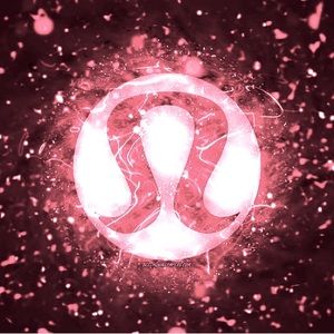 Like this post to be notified when we are live! 🩷💕